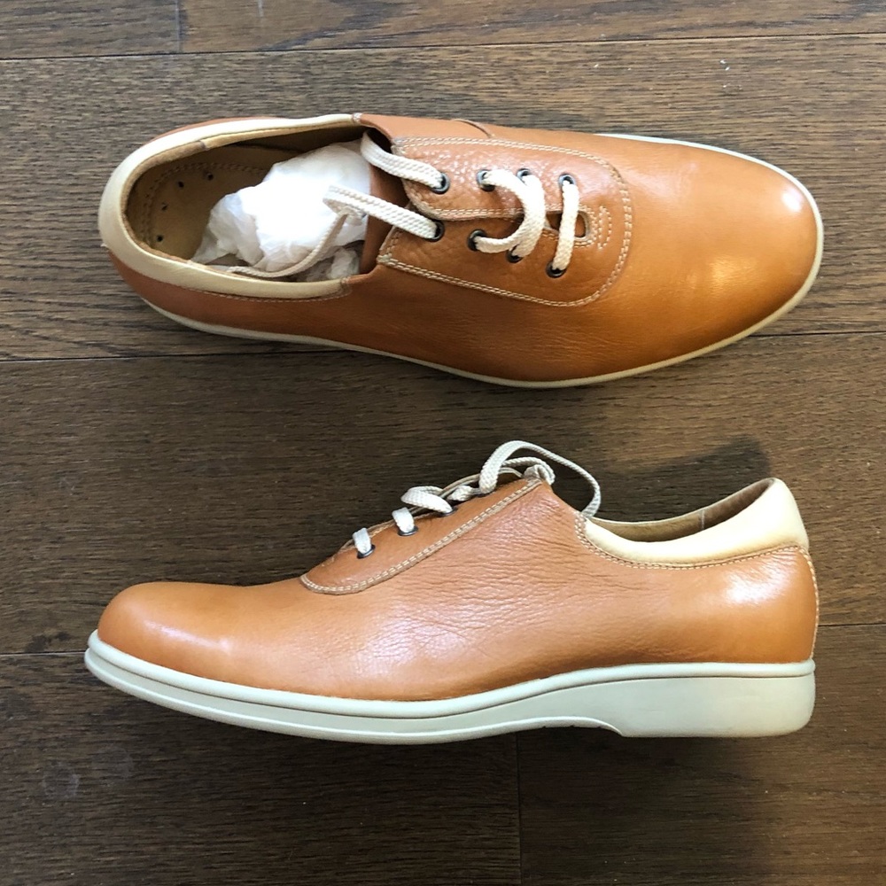 BNWOT Men’s Leather Shoes